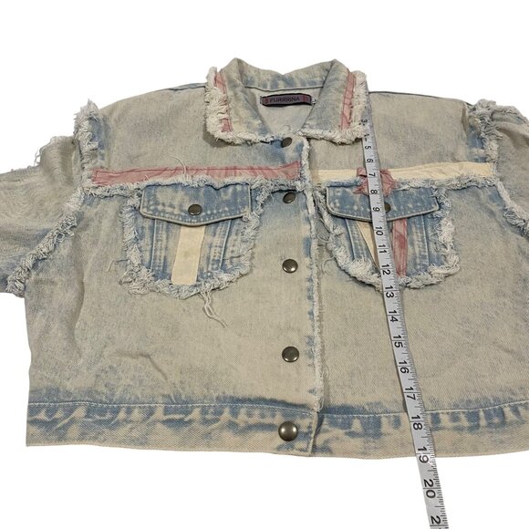 Vintage Furrina Cropped Lightwash Denim Jacket Size L - Picture 12 of 12